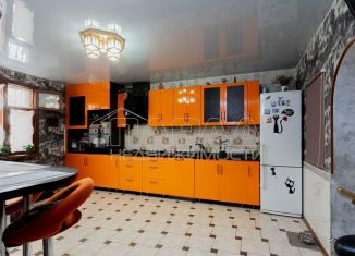 Продажа 3-комнатной квартиры, 81 м2, Симферополь, улица Желябова, 17