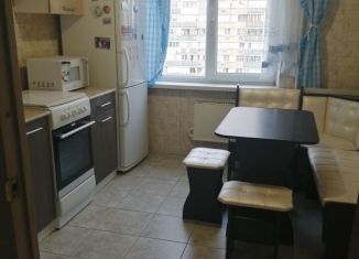 Сдается 2-комнатная квартира, 50 м2, Волгоградская область, улица Тулака, 9