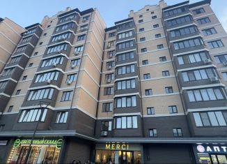 Продаю трехкомнатную квартиру, 90 м2, Ставропольский край, улица Пальмиро Тольятти, 51