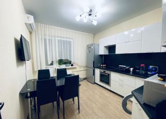 Продам 3-комнатную квартиру, 82 м2, Ростов-на-Дону, улица Висаитова, 2/10с1, ЖК Суворовский