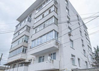 Продажа торговой площади, 36.5 м2, Севастополь, улица Сафронова, 75