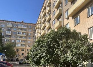 Сдача в аренду трехкомнатной квартиры, 75 м2, Москва, Ленинский проспект, 45