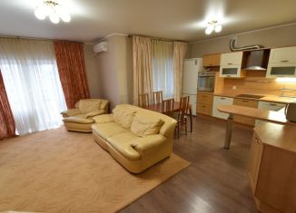 Сдаю 4-ком. квартиру, 110 м2, Уфа, улица Октябрьской Революции, 27Б