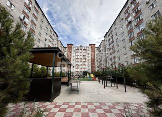 Продам двухкомнатную квартиру, 94 м2, Дагестан, улица Амет-хан Султана, 25