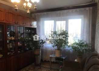 Продаю 4-ком. квартиру, 75 м2, Белгородская область, улица Губкина, 21