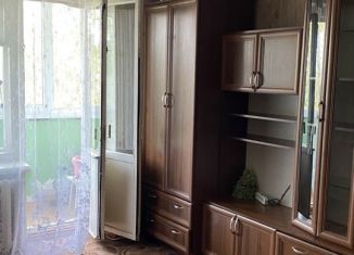 Аренда двухкомнатной квартиры, 52 м2, Клинцы, улица Мира, 113