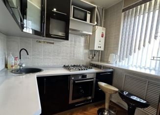 Продается 2-комнатная квартира, 41 м2, Батайск, улица Мира, 195