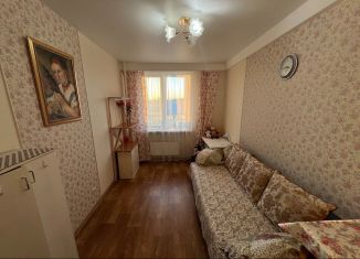 Продается 2-комнатная квартира, 60.3 м2, Пермский край, улица Строителей, 8