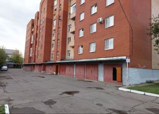 Продается гараж, 25 м2, Малоярославец, улица Парижской Коммуны, 10