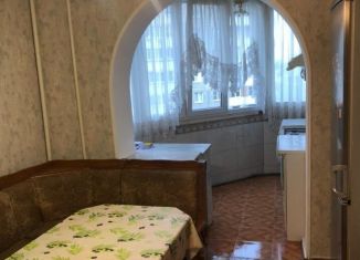 Продам 4-ком. квартиру, 101 м2, Кабардино-Балкариия, Московская улица, 4