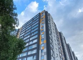 Продается 2-ком. квартира, 65 м2, Калининград, улица Старшины Дадаева, 71