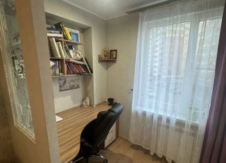 Продаю 3-ком. квартиру, 89 м2, Вологда, Рабочая улица, 1Б