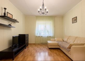 Сдам в аренду 3-ком. квартиру, 100 м2, Татарстан, Меридианная улица, 3А