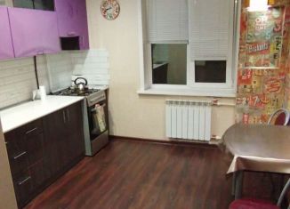 Сдается в аренду 2-комнатная квартира, 51 м2, Курган, 1-й микрорайон, 11