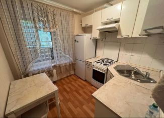 Продажа 2-ком. квартиры, 38 м2, Москва, метро Нагорная, Нагорная улица, 23к2