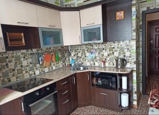 Продаю 2-ком. квартиру, 47.3 м2, Республика Алтай, Карьерная улица, 2к1