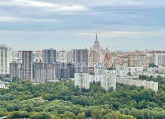 Продаю 3-ком. квартиру, 71.6 м2, Москва, район Раменки, Мосфильмовская улица, 98к1