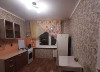 Сдаю 1-ком. квартиру, 44 м2, Орёл, улица Емлютина, 20