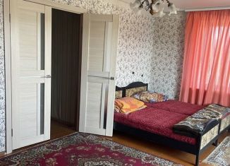 Сдаю в аренду 2-ком. квартиру, 47 м2, Рославль, 1-й Пролетарский переулок, 9