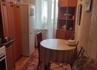 Продам 1-ком. квартиру, 36 м2, Великий Новгород, улица Щусева, 2