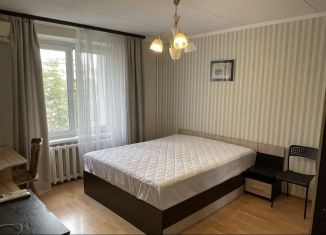 Сдам в аренду 2-ком. квартиру, 40 м2, Москва, Староконюшенный переулок, 30, Староконюшенный переулок