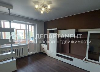 Продается двухкомнатная квартира, 56 м2, Иваново, улица Мякишева, 5