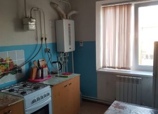 Продается трехкомнатная квартира, 60.5 м2, Гуково, Бургустинская улица, 1Г