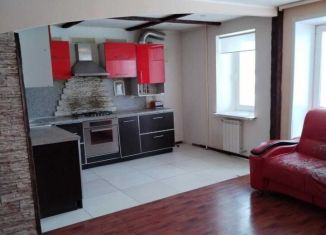 Продам 3-ком. квартиру, 59 м2, Дегтярск, улица Гагарина, 5