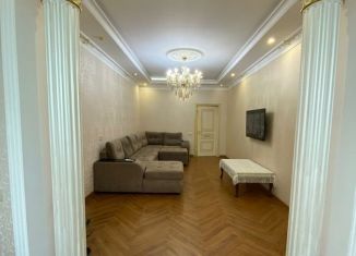 Сдам 3-комнатную квартиру, 115 м2, Каспийск, улица Алфёрова, 5Б