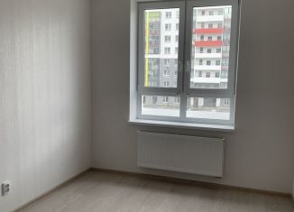 Продам 3-ком. квартиру, 78 м2, Екатеринбург, Донбасская улица, 25, метро Уралмаш