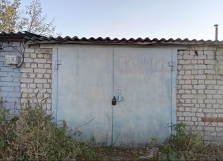 Продаю гараж, 28 м2, поселок городского типа Анна, Севастопольская улица