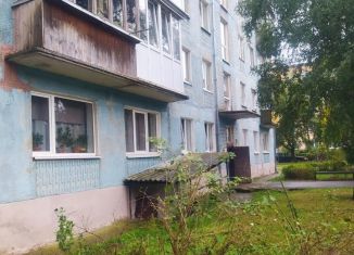 Продается двухкомнатная квартира, 45 м2, посёлок городского типа Янтарный, Советская улица, 108