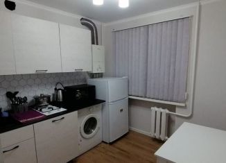 Продам 1-ком. квартиру, 32 м2, Каменск-Шахтинский, переулок Володарского, 58