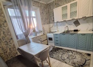 Сдается 1-ком. квартира, 37 м2, Елец, улица Черокманова, 17