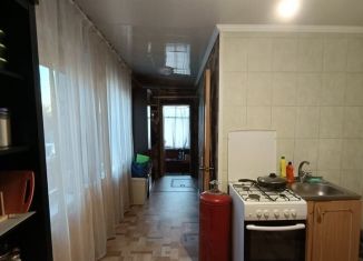 Продается 3-ком. квартира, 50 м2, Омская область, улица Блусевич, 76