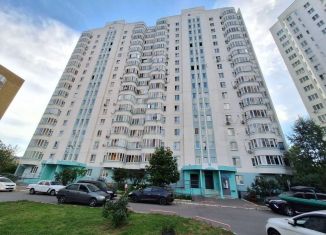 Продается 2-комнатная квартира, 54.5 м2, Курская область, проспект Вячеслава Клыкова, 2