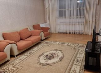 Сдается в аренду 2-ком. квартира, 78 м2, Дагестан, улица Тахо-Годи, 11