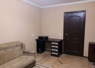 Аренда двухкомнатной квартиры, 50 м2, Адыгея, улица Димитрова, 9