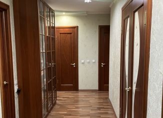 Продажа 3-комнатной квартиры, 63 м2, Мурманская область, улица Шмидта, 9