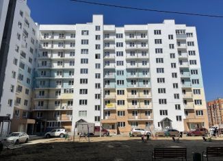 Продам 2-ком. квартиру, 71 м2, Ярославль, Дзержинский район, Брагинская улица, 18к1