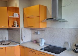 Продается трехкомнатная квартира, 63 м2, Ульяновск, улица Карбышева, 5