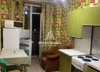 Сдам в аренду 1-ком. квартиру, 39 м2, Брянск, улица Дуки, 71