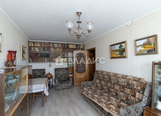 Продам 2-комнатную квартиру, 46 м2, Владимир, улица Сурикова, 24