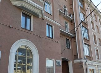 Сдается в аренду 2-ком. квартира, 56 м2, Челябинская область, проспект Ленина, 41