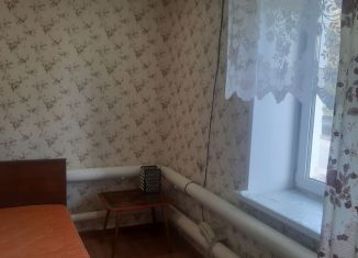 Продается 3-комнатная квартира, 46.7 м2, Семёнов, улица Суворова, 10