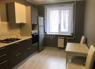 Сдам трехкомнатную квартиру, 90.6 м2, Череповец, Рыбинская улица, 22