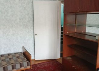 Сдам однокомнатную квартиру, 30 м2, Кемеровская область, проспект 50 лет Комсомола, 46