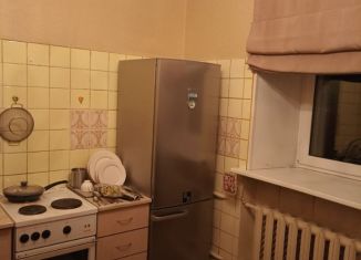 Сдается в аренду 1-ком. квартира, 40 м2, Москва, улица Бахрушина, 2с1, улица Бахрушина