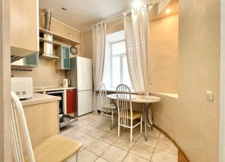 Сдача в аренду 2-ком. квартиры, 60 м2, Москва, улица Арбат, 30/3с3, улица Арбат