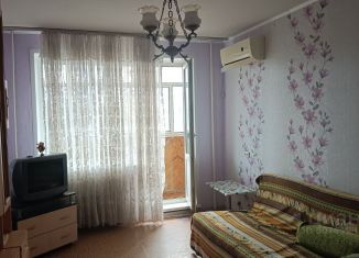 Сдам однокомнатную квартиру, 33 м2, Самарская область, улица Дзержинского, 34